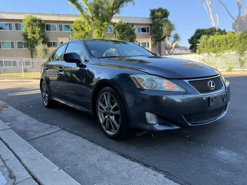 Used 2008 Lexus IS 250 image 4