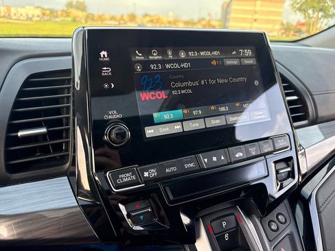 Used 2024 Honda Odyssey Elite image 24