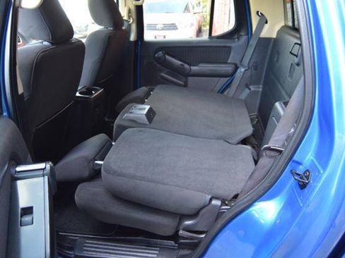 Used 2010 Ford Explorer Sport Trac XLT AWD/4WD image 39
