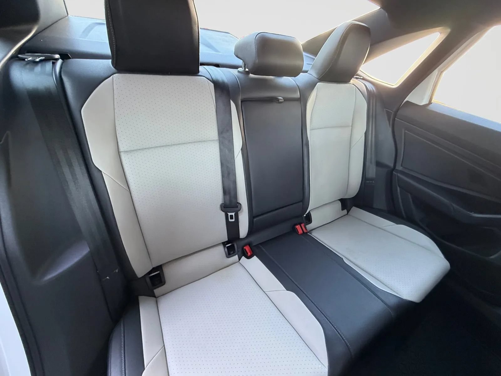 Used 2019 Volkswagen Jetta R-Line w/ R-Line Cold Weather Package FWD image 18