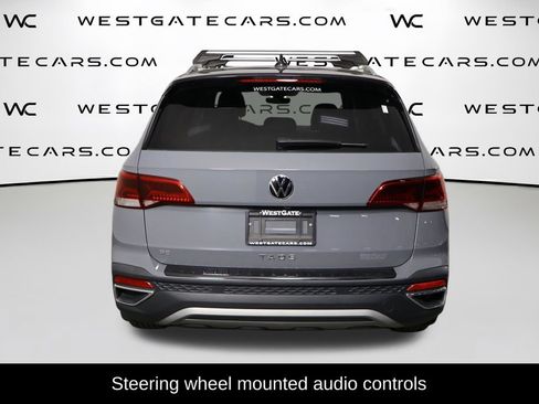Used 2024 Volkswagen Taos SE FWD image 4