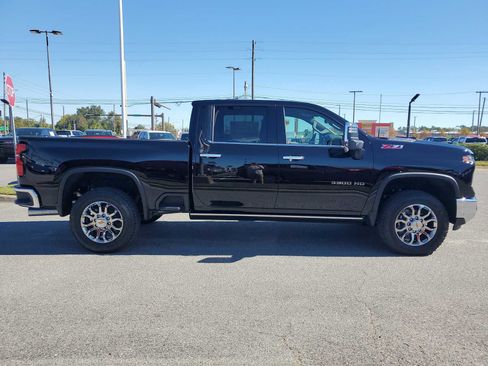 New 2026 Chevrolet Silverado 3500 LTZ w/ LTZ Premium Package image 7