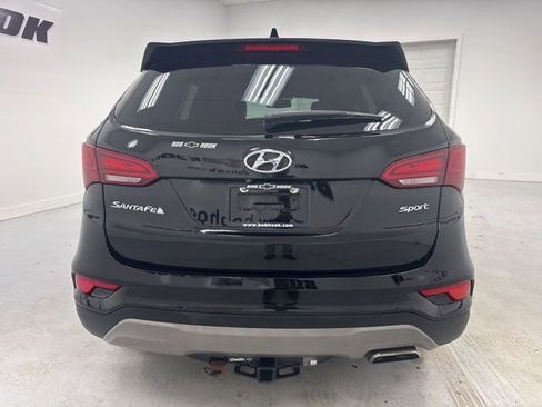 Used 2018 Hyundai Santa Fe Sport image 6