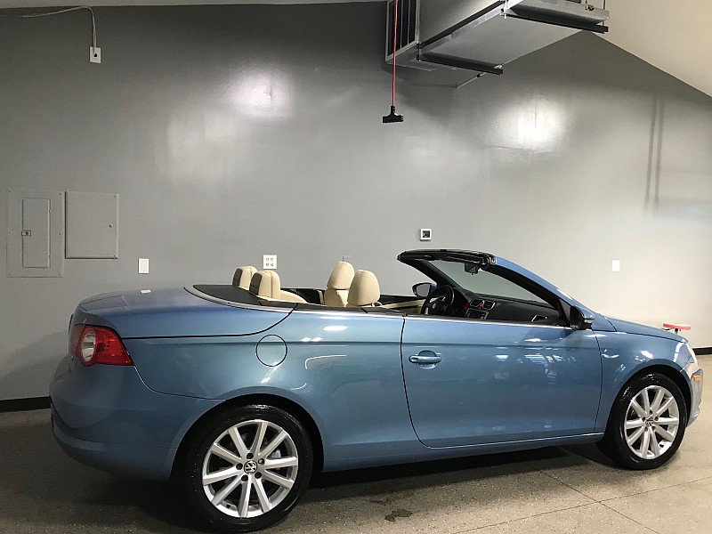 Used 2009 Volkswagen Eos Komfort FWD image 5