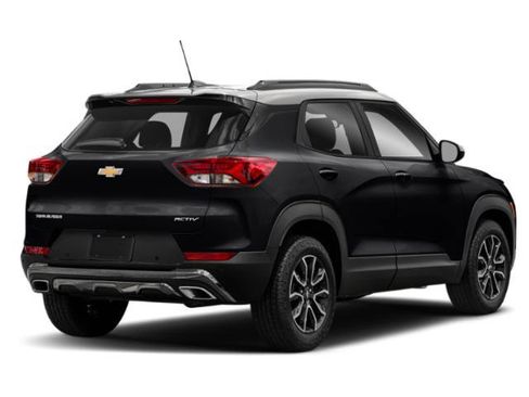 Used 2022 Chevrolet TrailBlazer ACTIV w/ Sun and Liftgate Package AWD/4WD image 2