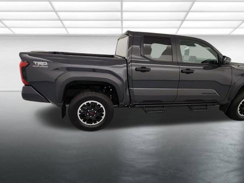 Used 2024 Toyota Tacoma TRD Off-Road AWD/4WD image 8