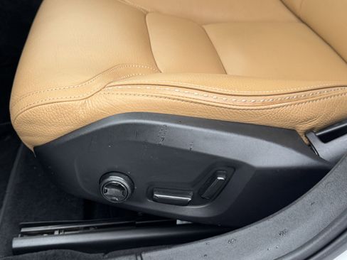 Used 2018 Volvo V90 T6 Cross Country w/ Convenience Package image 27