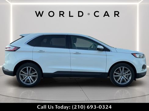 Used 2024 Ford Edge Titanium AWD/4WD image 2