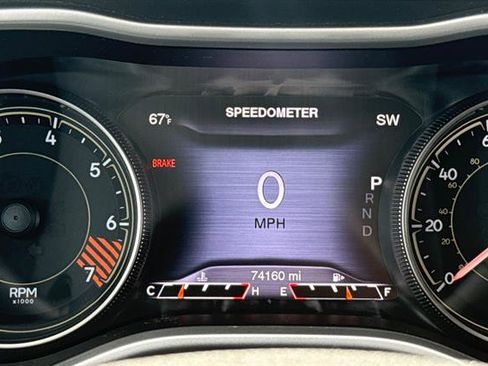 Used 2014 Jeep Cherokee Trailhawk w/ Technology Group image 30