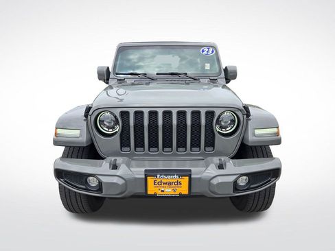 Used 2023 Jeep Wrangler Unlimited Sahara AWD/4WD image 10