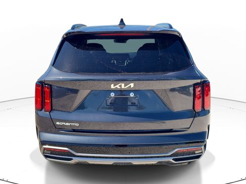 Used 2023 Kia Sorento SX FWD image 5