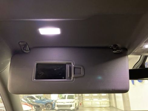 Used 2023 Volkswagen Atlas Cross Sport SE w/ Black Wheel Package image 24