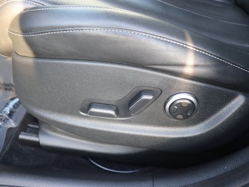 Used 2023 Genesis G80 2.5T image 48