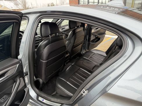 Used 2018 BMW M550i xDrive w/ Driving Assistance Package image 26