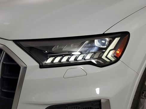 Certified 2022 Audi SQ7 Prestige w/ Prestige Package image 16