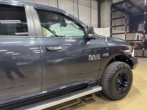 Used 2017 RAM 1500 Big Horn image 34