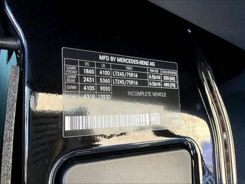 New 2025 Mercedes-Benz Sprinter 144 Cargo image 12