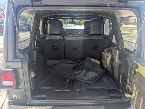 Used 2021 Jeep Wrangler Unlimited Sport image 14