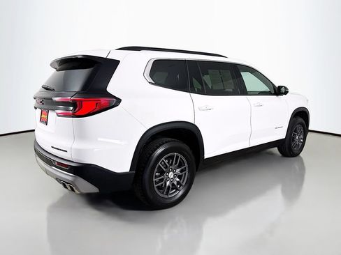 Used 2025 GMC Acadia Elevation AWD/4WD image 8