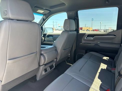 Used 2025 GMC Sierra 1500 SLT AWD/4WD image 26