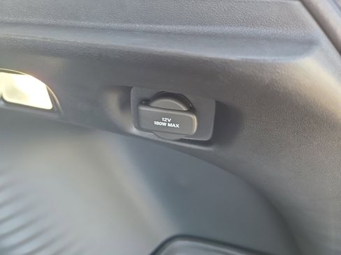 New 2026 Honda HR-V LX image 33