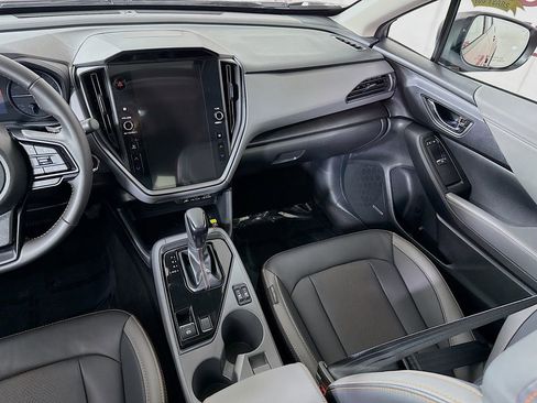 Certified 2025 Subaru Crosstrek 2.5i Limited w/ Crosstrek Mirror Package image 28