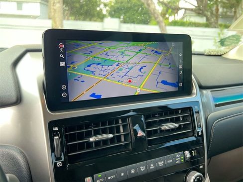 Certified 2023 Lexus GX 460 Premium image 17