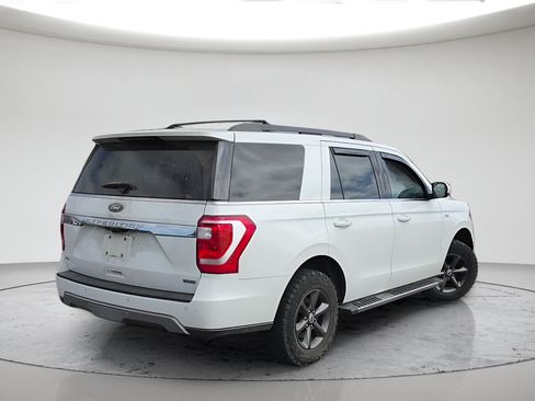 Used 2021 Ford Expedition XLT w/ FX4 Off-Road Package AWD/4WD image 7