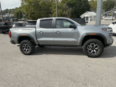 Used 2025 GMC Canyon AT4 w/ AT4X Package image 2