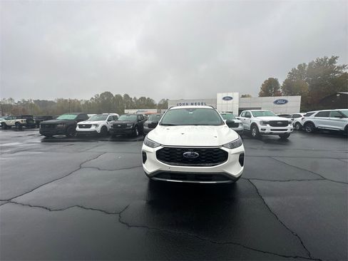 New 2026 Ford Escape ST-Line w/ Tech Pack #1 image 2