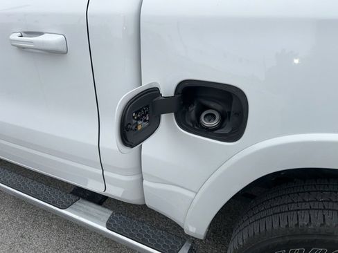 Used 2025 RAM 1500 Laramie w/ Sport Appearance Package image 14