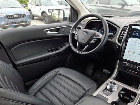 Certified 2024 Ford Edge SEL w/ Convenience Package AWD/4WD image 20
