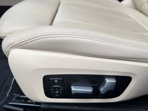 Used 2021 BMW 330i Sedan w/ Convenience Package image 14