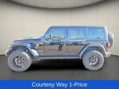 Used 2019 Jeep Wrangler Unlimited Rubicon AWD/4WD image 4