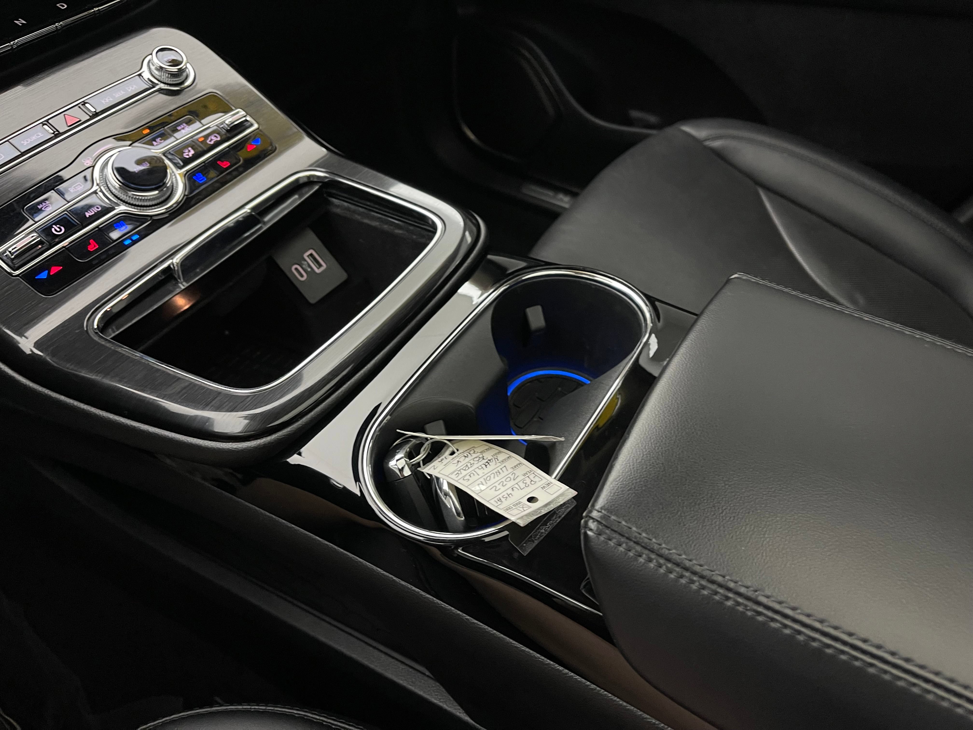 Used 2022 Lincoln Nautilus Reserve FWD image 35