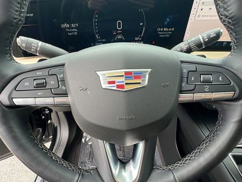 Used 2024 Cadillac XT4 Premium Luxury w/ Technology Package AWD/4WD image 14