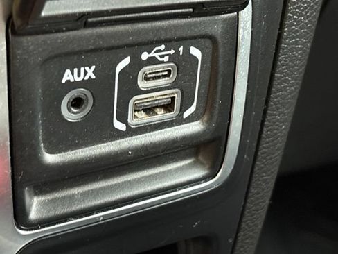 Used 2019 Jeep Wrangler Unlimited Sport S AWD/4WD image 21