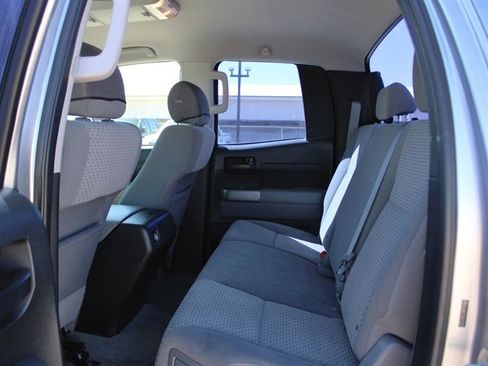 Used 2010 Toyota Tundra 4x4 Double Cab w/ Tow Pkg image 17