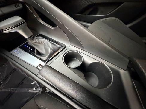 Certified 2023 Hyundai Elantra SEL image 19