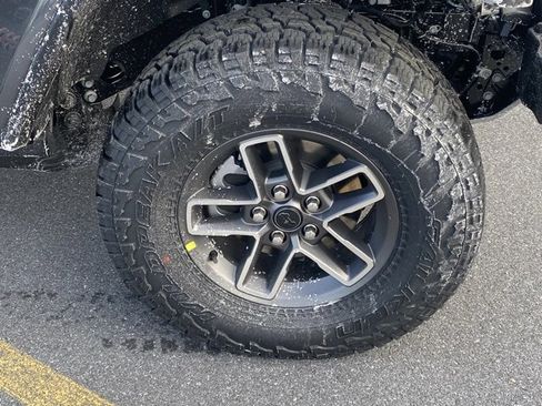 New 2026 Jeep Gladiator Mojave image 11