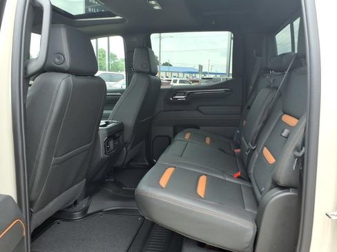 New 2026 GMC Sierra 1500 AT4 w/ AT4 Premium Package AWD/4WD image 15