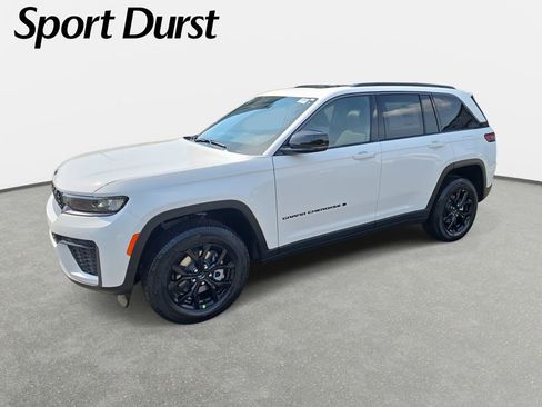 New 2026 Jeep Grand Cherokee Altitude image 1