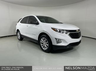 Used 2021 Chevrolet Equinox LS w/ LS Convenience Package image 1