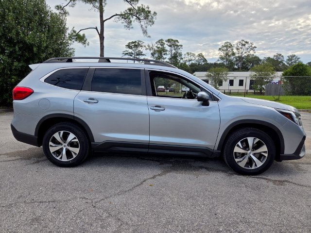 Used 2023 Subaru Ascent Premium w/ Convenience Package AWD/4WD image 8