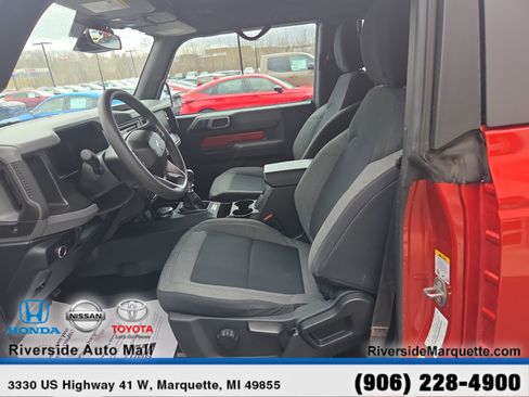 Used 2022 Ford Bronco 2-Door AWD/4WD image 15