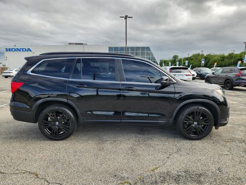 Certified 2021 Honda Pilot Special Edition image 6