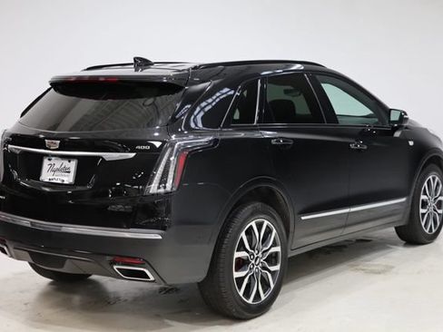 Used 2022 Cadillac XT5 Sportv w/ Technology Package AWD/4WD image 8