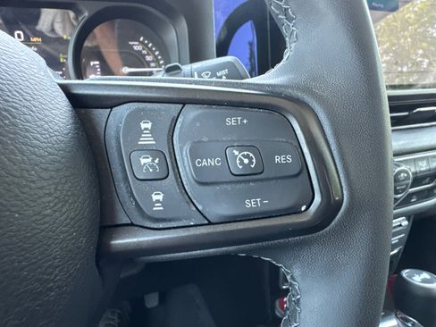 Used 2025 Jeep Wrangler Unlimited Sport S 4xe AWD/4WD image 31
