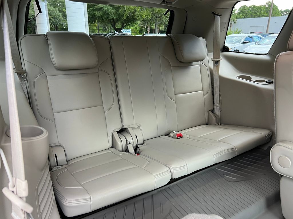 Used 2020 GMC Yukon Denali w/ Denali Ultimate Package RWD image 25