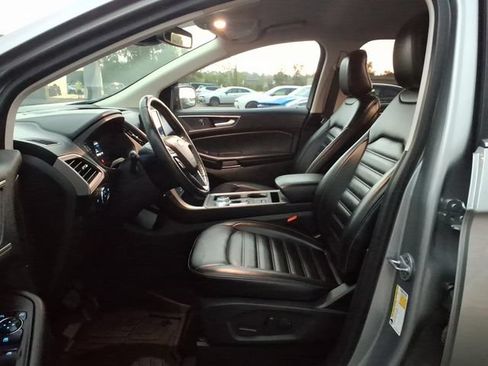 Used 2023 Ford Edge SEL AWD/4WD image 13
